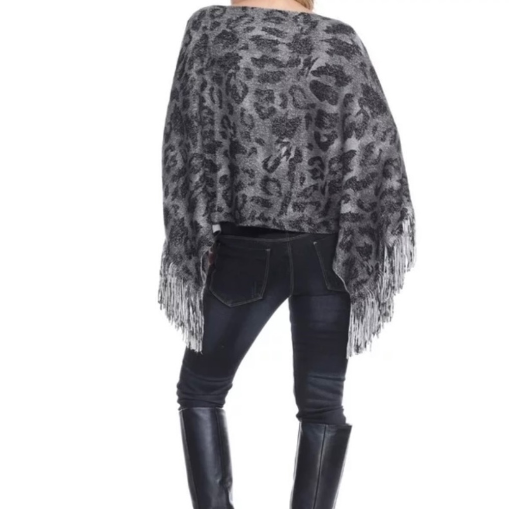 Pinklicious gray fringe poncho! - Picture 2 of 5
